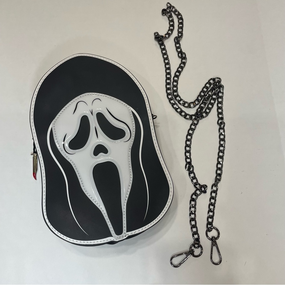 Ghost Face Crossbody Bag. Scream. Halloween.novelty purse. Pre-owned
